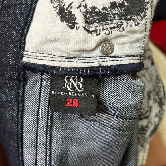 Rock & Republic Kasandra boot cut dark wash jeans. Size 26. - Picture 6 of 7